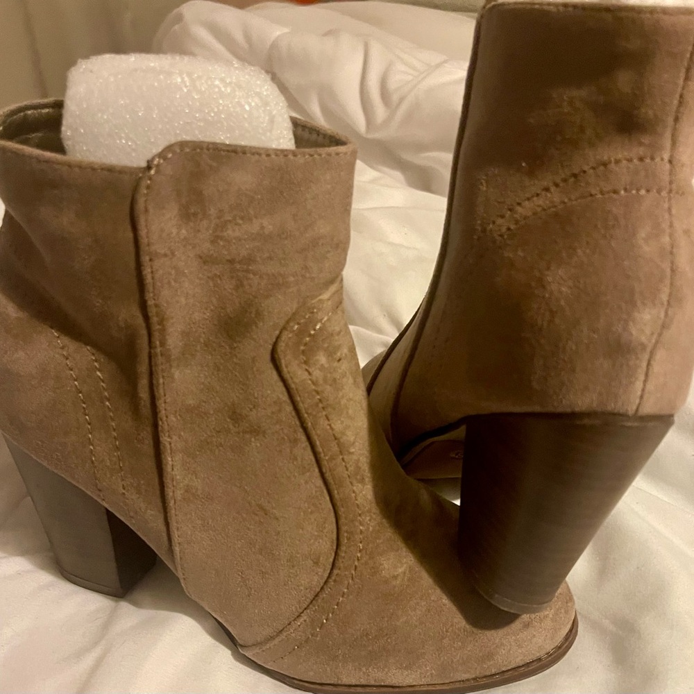 Women's Tan Suede Ankle Boots